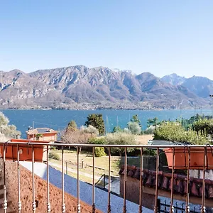 https://limonta-lake-view-apartment-with-private-parking.it-lombardy.com